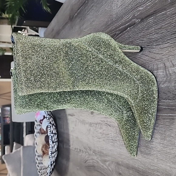 NEW! Marc Fisher Ltd. Breezy Metallic Gold Shimmer Sock Boots Size 6 - Picture 3 of 11